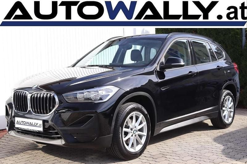 Schwarz Gebraucht 2022 BMW X1 Advantage SUV | € 25.290 (Fairer Preis) - Bild 1/4
