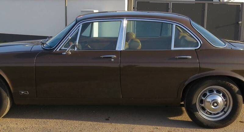 Gebraucht Jaguar XJ12 268 PS (197 kW) 1973 Braun Limousine