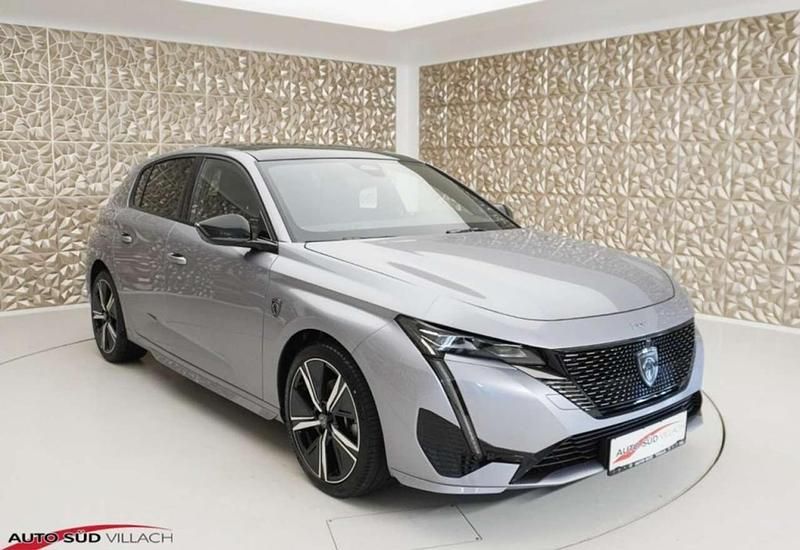 Neu Peugeot 308 GT 131 PS (96 kW) 2025 Grau Limousine