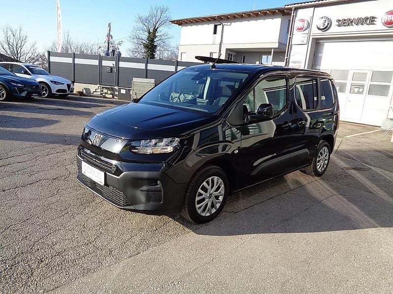 Gebraucht Fiat Doblò S 131 PS (96 kW) 2025 Schwarz Van / Kleinbus