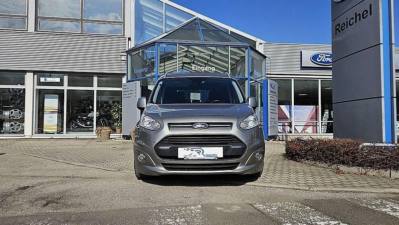 Gebraucht Ford Tourneo Titanium 120 PS (88 kW) 2018 Grau Kombi