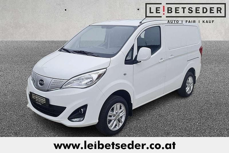 Gebraucht BYD ETP3 100 kW (136 PS) 2024 Weiß Van