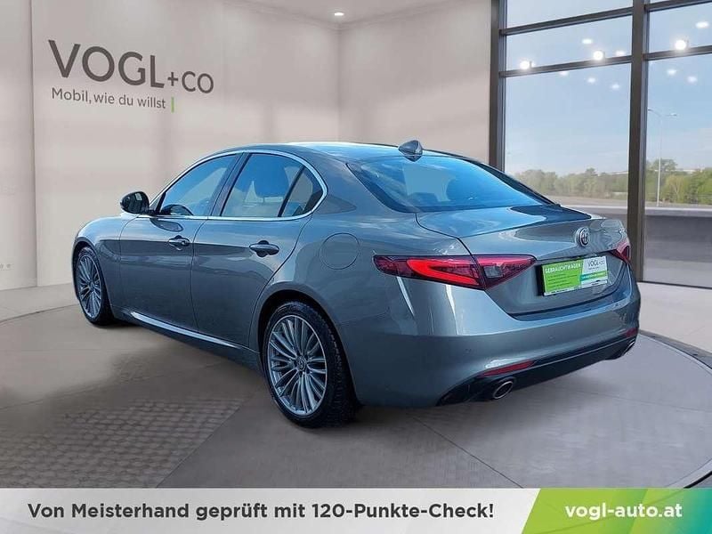 Gebraucht Alfa Romeo Giulia Super 179 PS (131 kW) 2018 Grau Limousine