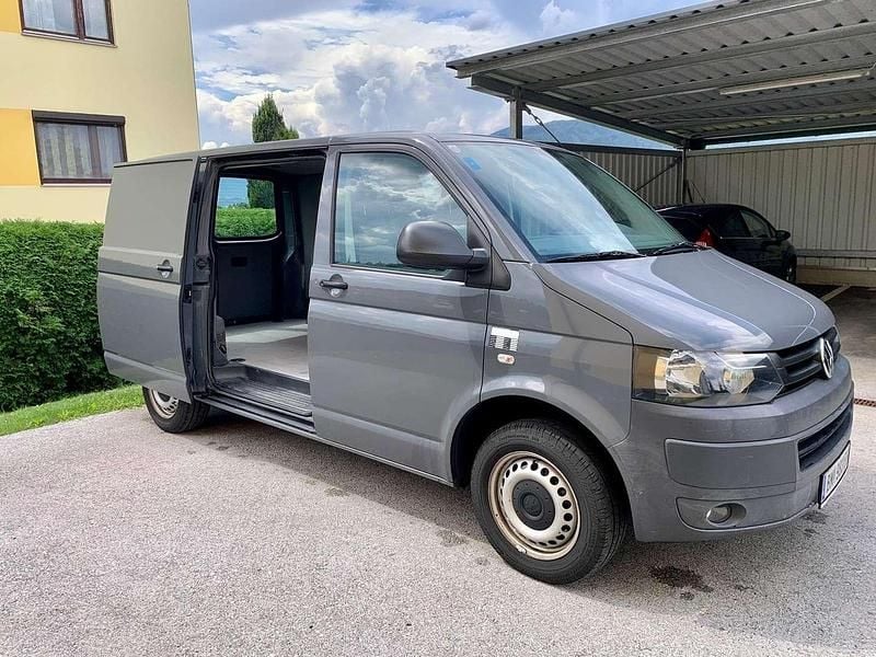 Grau Gebraucht 2013 VW T5 Van | € 13.200 (Etwas zu teuer) - Bild 1/3