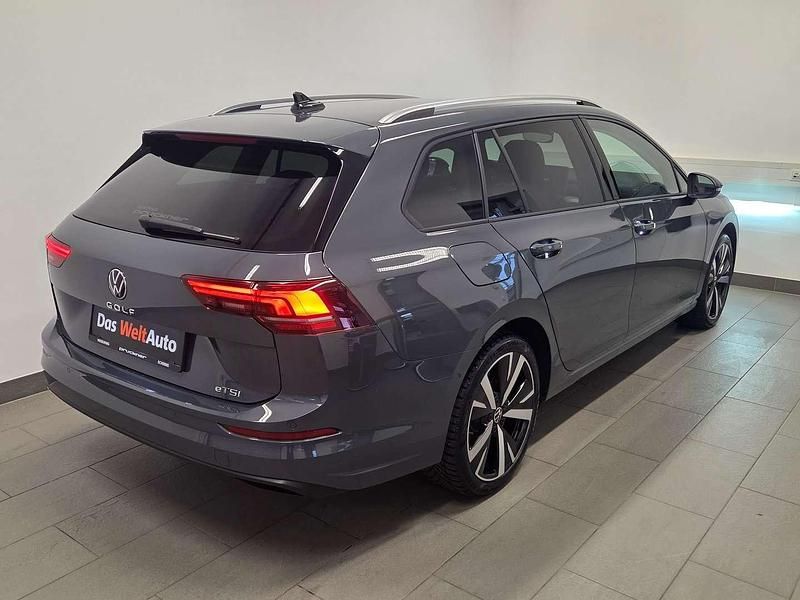 Neu VW Golf VIII Business 116 PS (85 kW) 2025 Grau Kombi