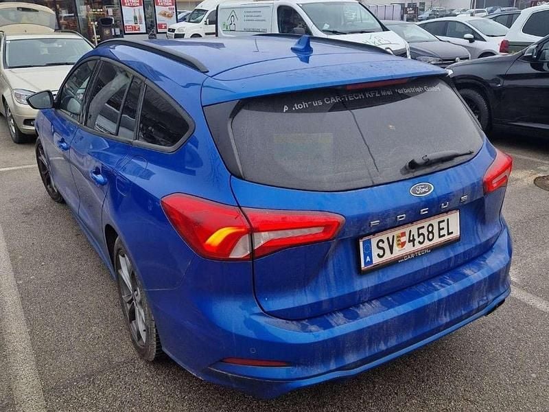 Blau Gebraucht 2019 Ford Focus ST-Line Kombi | € 14.200 (Etwas zu teuer) - Bild 1/2