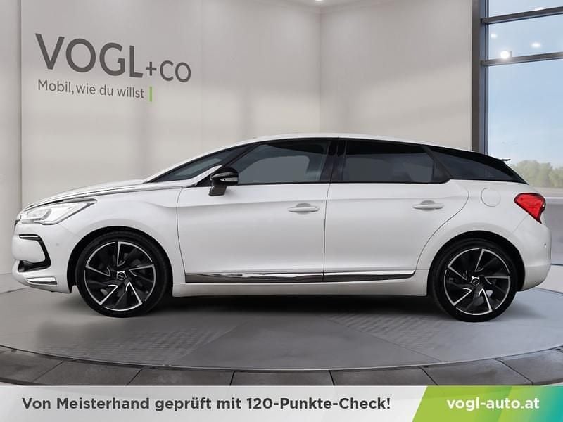 Gebraucht DS Automobiles DS5 181 PS (133 kW) 2017 Weiß Kleinwagen