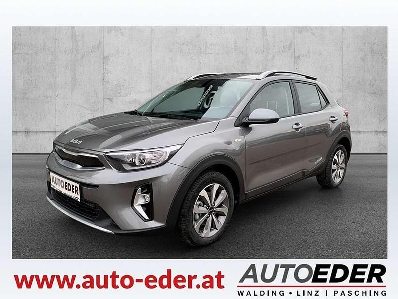 Gebraucht Kia Stonic Silver 101 PS (74 kW) 2025 Grau SUV