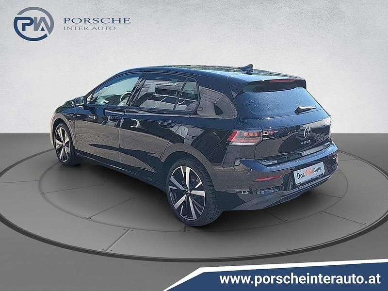 Gebraucht VW Golf VIII 150 PS (110 kW) 2025 Schwarz  metallic Limousine