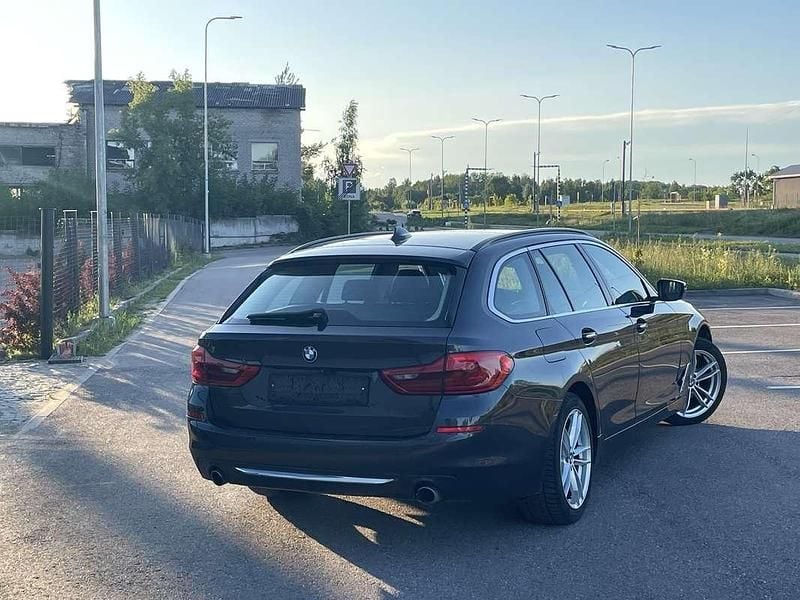 Gebraucht BMW 530 Luxury Line 265 PS (194 kW) 2019 Kombi