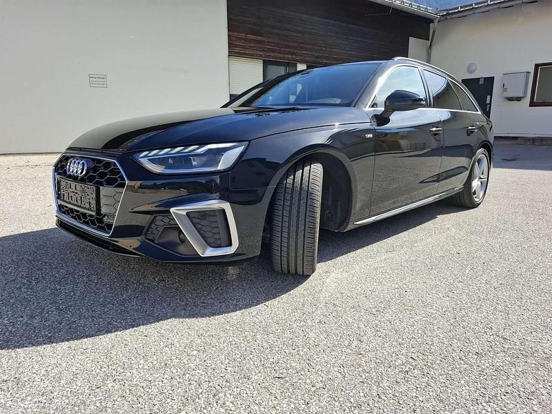 Schwarz Gebraucht 2020 Audi A4 S-Line Kombi | € 26.990 (Teuer) - Bild 1/4