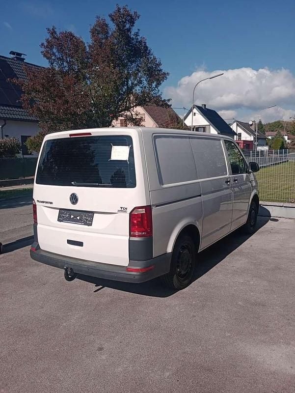 Weiß Gebraucht 2015 VW T6 Van | € 15.000 (Fairer Preis) - Bild 1/2
