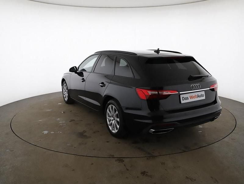 Gebraucht Audi A4 150 PS (110 kW) 2022 Schwarz  metallic Kombi