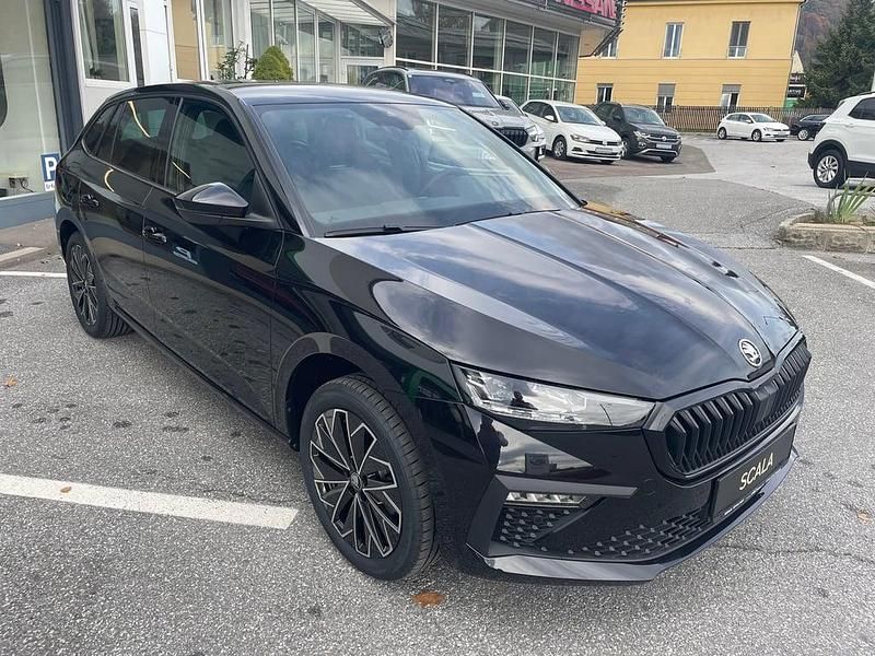 Neu Skoda Scala Selection 116 PS (85 kW) 2025 Schwarz  metallicperleffektno Kleinwagen