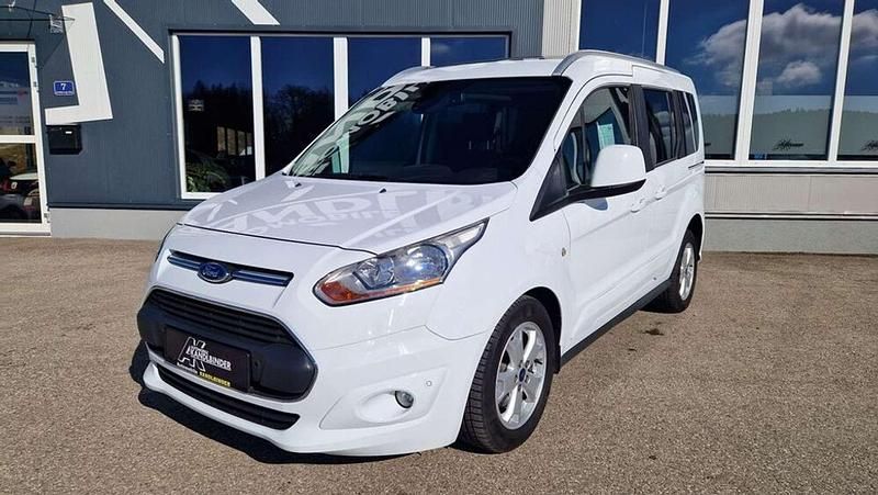 Gebraucht Ford Tourneo Titanium 101 PS (74 kW) 2015 Weiß Kombi