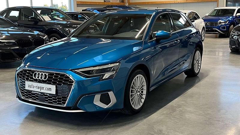 Gebraucht Audi A3 Advanced 150 PS (110 kW) 2022 Blau Kleinwagen