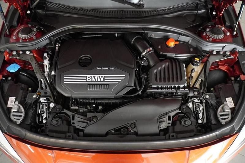 Gebraucht BMW 116 Advantage 109 PS (80 kW) 2022 Orange Kleinwagen