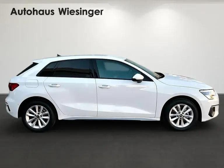 Gebraucht Audi A3 Ambiente 116 PS (85 kW) 2024 Weiss  metallic Limousine