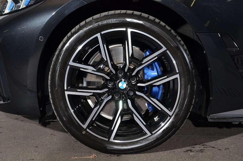 Gebraucht BMW i4 Efficient Dynamics 210 kW (286 PS) 2025 Schwarz Limousine