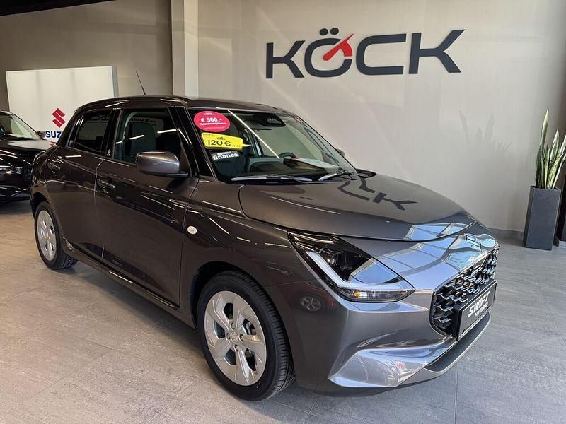 Neu 2025 Suzuki Swift Kleinwagen | € 19.990 (Etwas zu teuer) - Bild 1/4