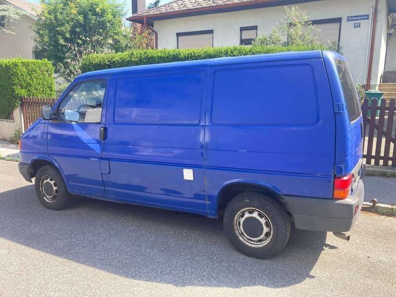 Blau Gebraucht 1992 VW T4 Van | € 2.990 - Bild 1/4