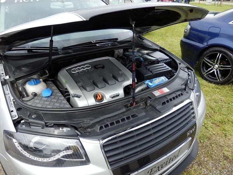 Gebraucht Audi A3 Ambition 140 PS (102 kW) 2003 Silber Kleinwagen