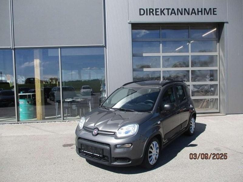 Grau Gebraucht 2021 Fiat Panda City Life Kleinwagen | € 10.500 - Bild 1/4