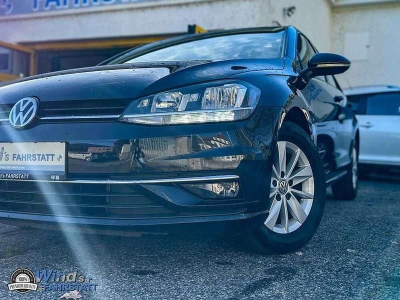Gebraucht VW Golf VII 110 PS (80 kW) 2018 Schwarz Limousine