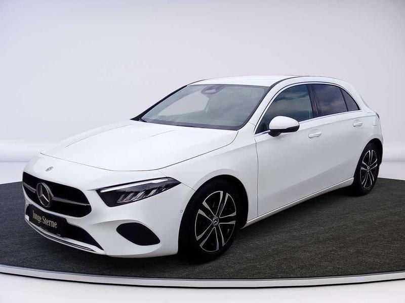 Gebraucht Mercedes A180 Progressive 136 PS (100 kW) 2024 Weiß Kleinwagen