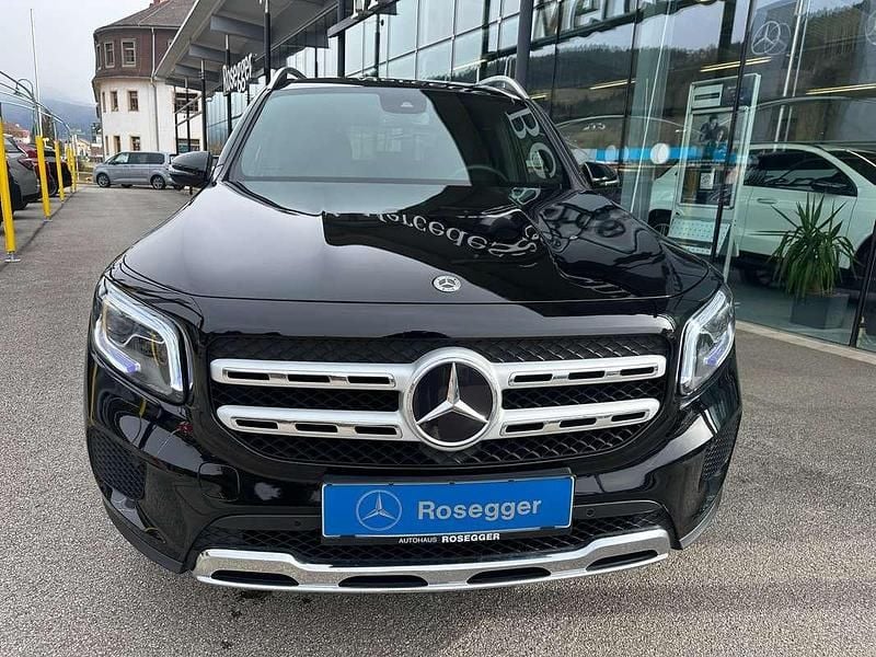 Gebraucht Mercedes GLB200 Progressive 150 PS (110 kW) 2023 Schwarz SUV