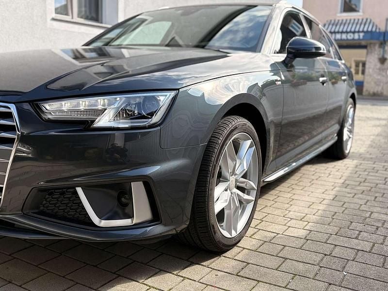Gebraucht Audi A4 Sport 150 PS (110 kW) 2019 Kombi