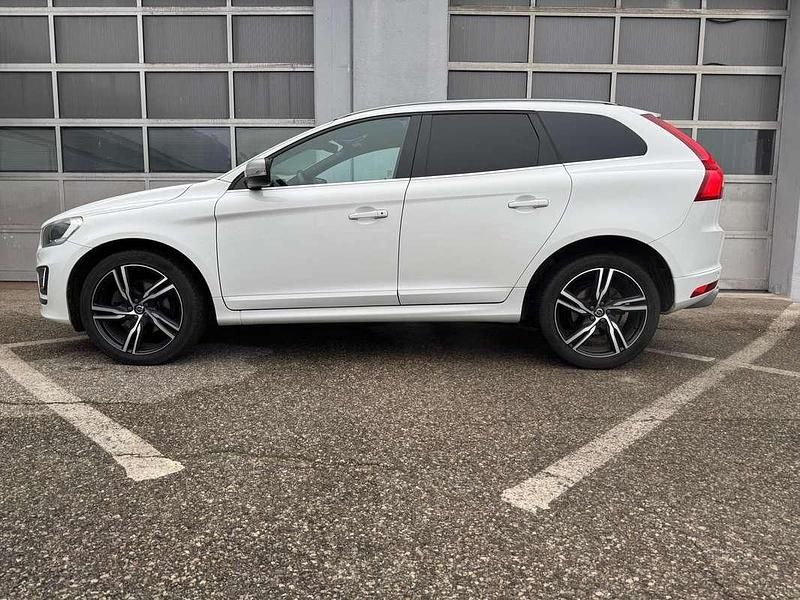 Gebraucht Volvo XC60 R-Design 190 PS (139 kW) 2017 Weiß SUV