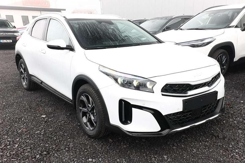 Neu Kia XCeed 150 PS (110 kW) 2025 Weiß SUV