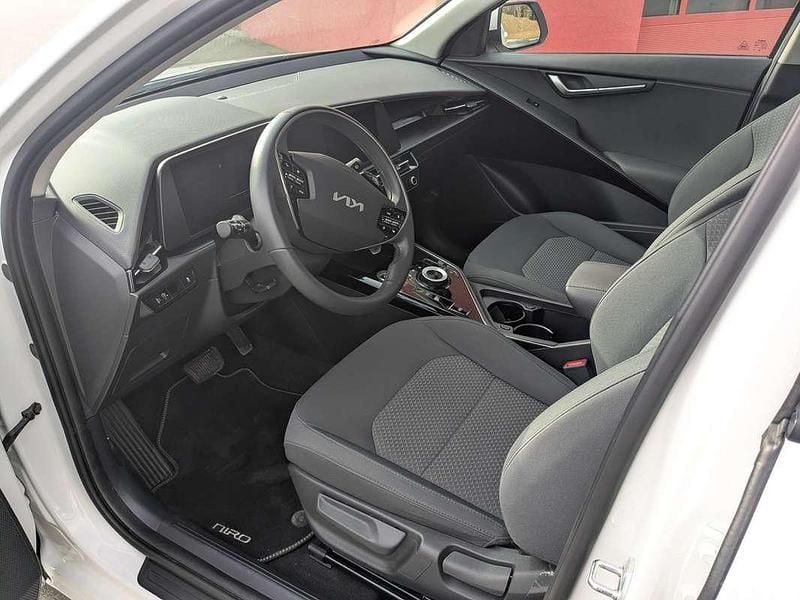 Gebraucht Kia e-Niro 150 kW (204 PS) 2023 Weiß SUV