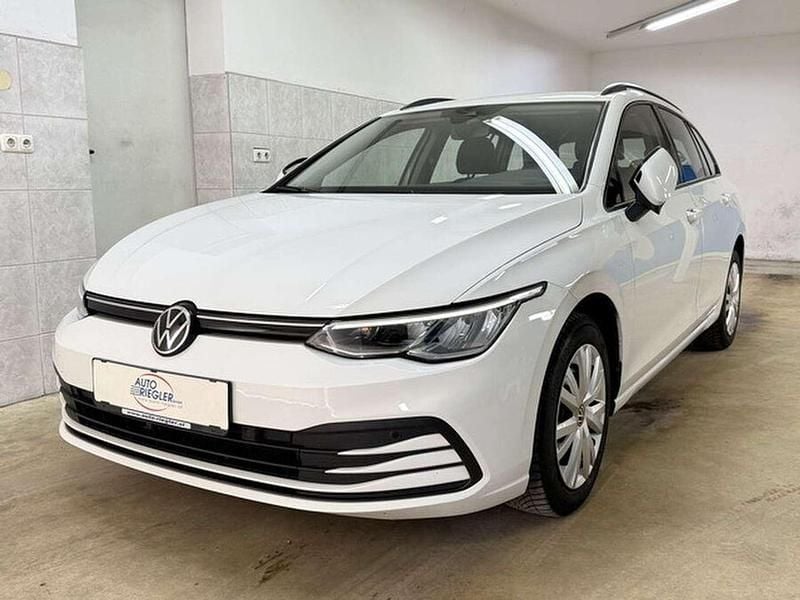 Gebraucht VW Golf VIII Life 116 PS (85 kW) 2022 Weiß Kombi