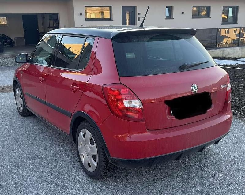 Gebraucht Skoda Fabia Monte Carlo 69 PS (50 kW) 2013 Rot Limousine