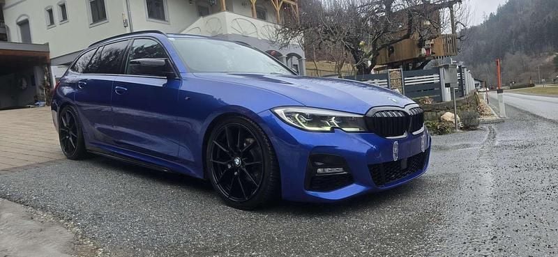 Gebraucht BMW 320 M Sport 190 PS (139 kW) 2021 Blau Kombi
