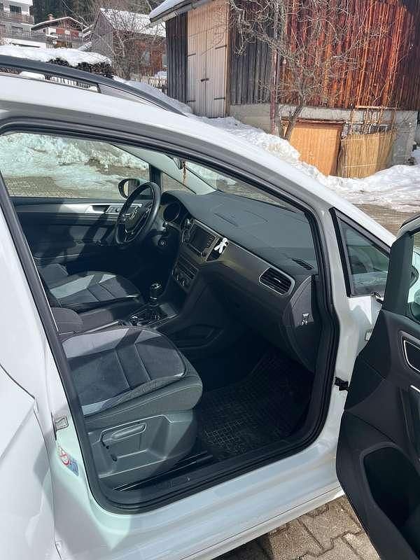 Gebraucht VW Golf VII Highline 110 PS (80 kW) 2017 Limousine