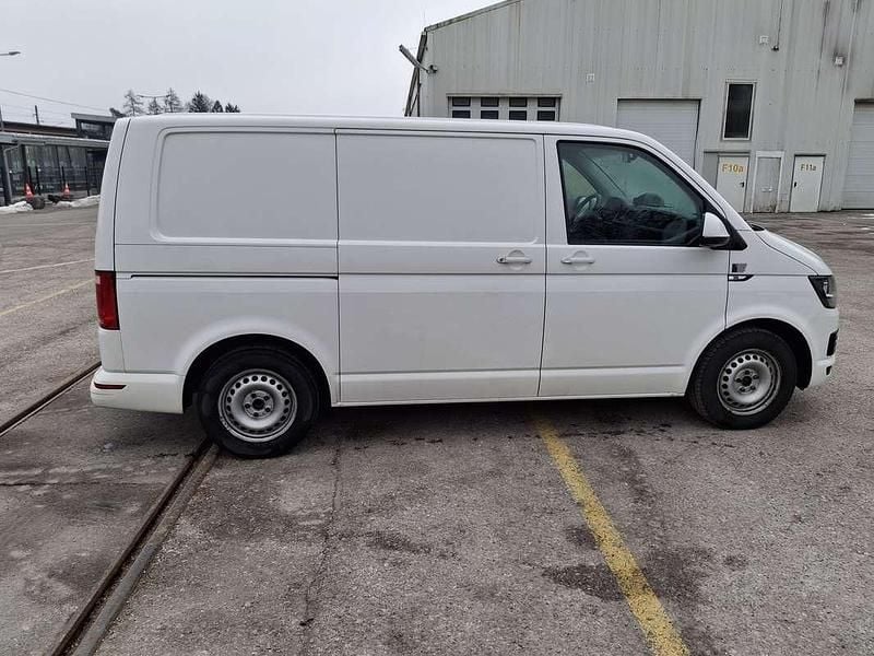 Gebraucht VW T6 102 PS (75 kW) 2016 Weiß Van