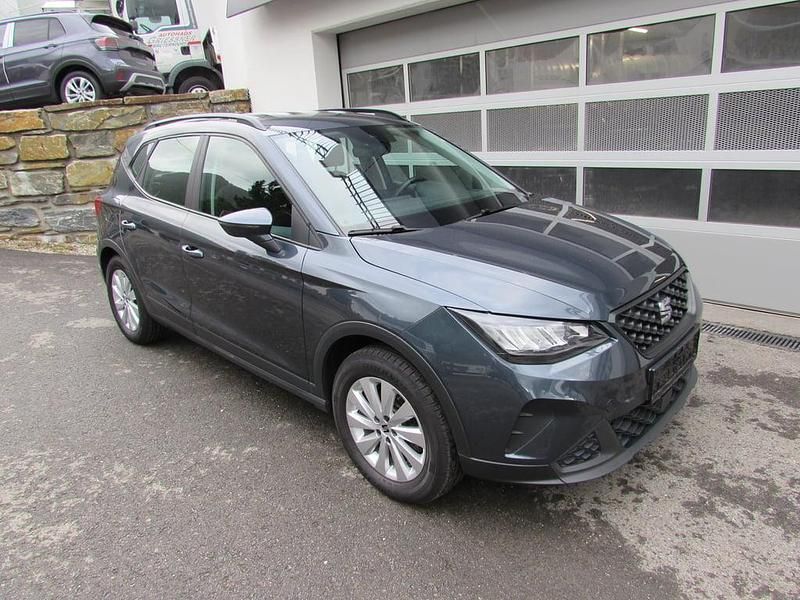 Gebraucht Seat Arona Style 95 PS (69 kW) 2022 Dunkelgrau  metallicperleffekt SUV