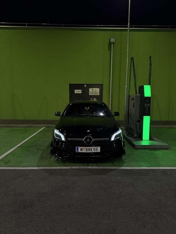 Gebraucht Mercedes CLA220 170 PS (125 kW) 2013 Limousine