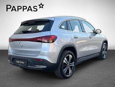 Gebraucht Mercedes EQA250 139 kW (190 PS) 2022 Iridiumsilber metallic SUV