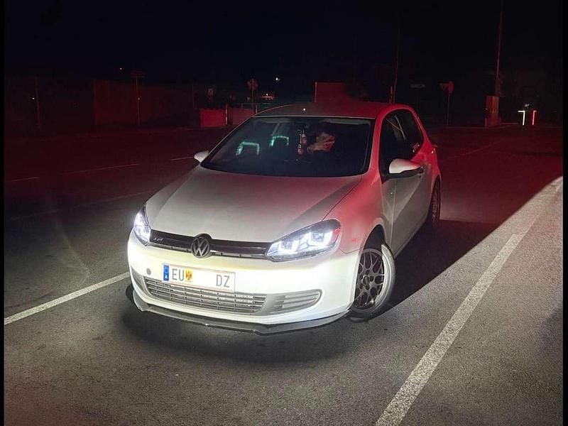 Gebraucht VW Golf VII Trendline 105 PS (77 kW) 2012 Weiß Limousine