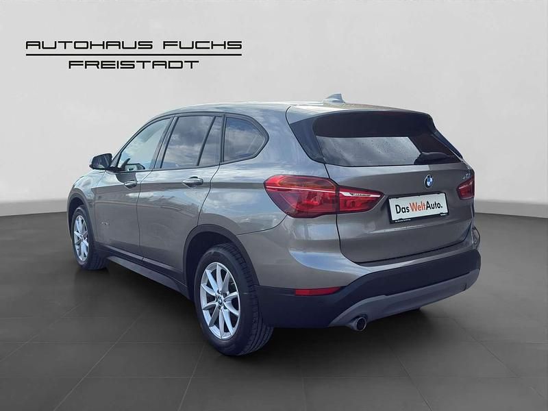 Gebraucht BMW X1 150 PS (110 kW) 2017 Mittelgrau  normal SUV