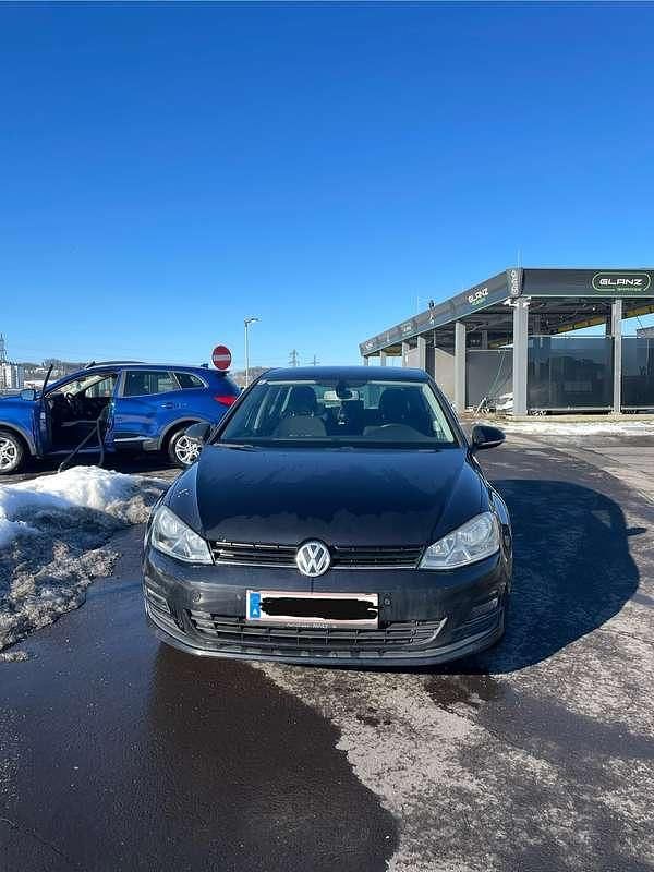 Gebraucht VW Golf VII 90 PS (66 kW) 2014 Schwarz Kleinwagen