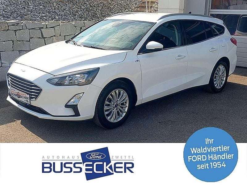 Weiß Gebraucht 2021 Ford Focus Titanium X Kombi | € 17.900 (Teuer) - Bild 1/4