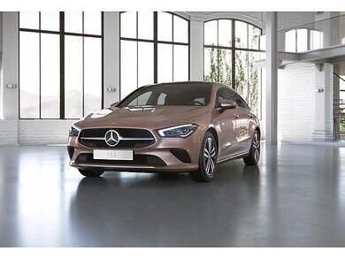 Gebraucht Mercedes CLA200 Shooting Brake 150 PS (110 kW) 2023 Roségold Kombi
