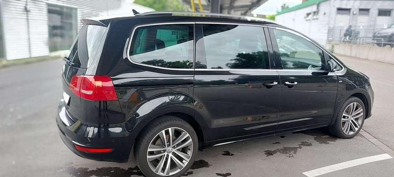 Gebraucht VW Sharan Comfortline 177 PS (130 kW) 2014 Van / Kleinbus