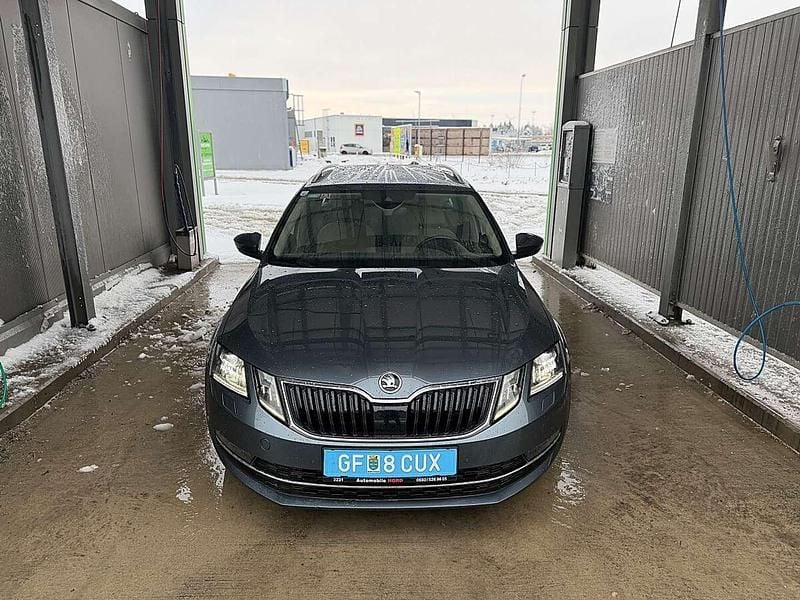 Gebraucht Skoda Octavia Style 150 PS (110 kW) 2017 Grau Kombi