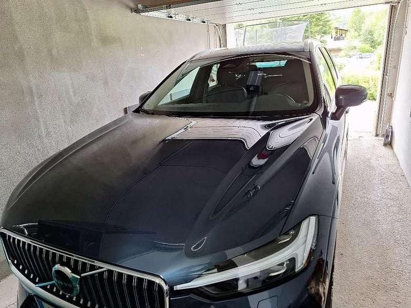 Blau Gebraucht 2021 Volvo XC60 Inscription SUV | € 42.500 (Teuer) - Bild 1/4
